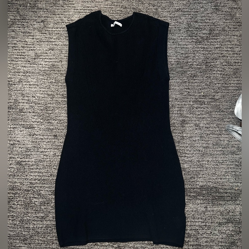 Abercrombie and Fitch sleeveless sweater dress